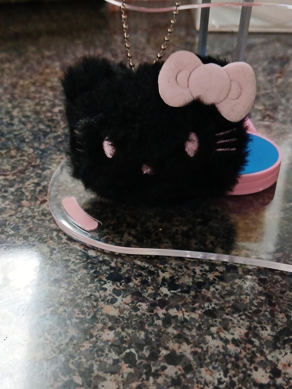 #blackhellokitty #hellokitty #keychain - Picture 2 of 3